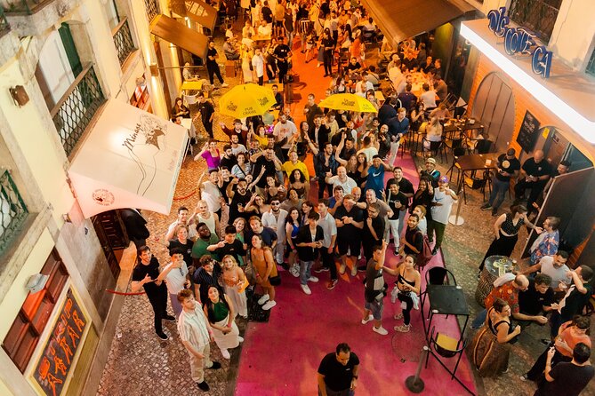 Lisbon Pink Street Pubcrawl: 1h Open Bar, Shots,VIP Club Entry - Lisbon Pink Street Pubcrawl Review: The Value of a Planned Night Out