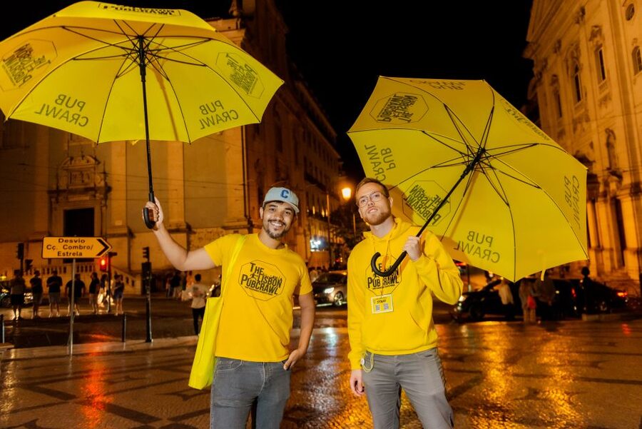 Lisbon PinkStreet Pubcrawl: 1hOpen Bar, Shots,VIP Club Entry - VIP Club Entry: Skip the Line, Spend Your Time Where It Counts