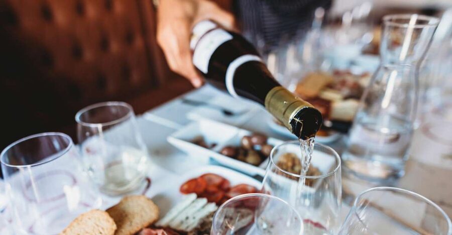 Lisbon: Portuguese Wine and Cheese Tasting with Lunch - Why This Lisbon Tasting Feels Like a Real Meal, Not a Classroom