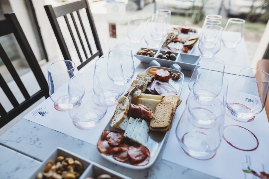 Lisbon: Portuguese Wine and Cheese Tasting with Lunch - The 2-Hour Flow: Six Wines, Six Pairings, One Relaxed Pace
