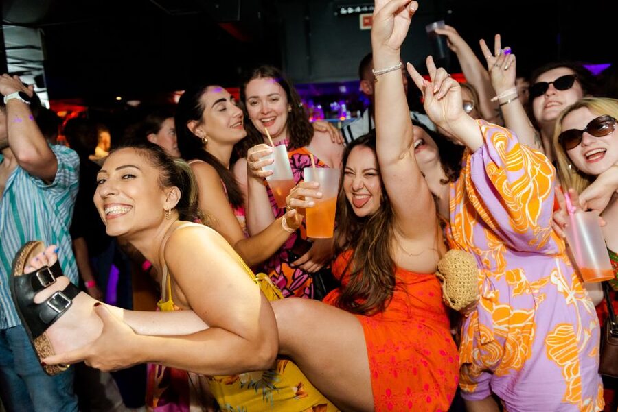 Lisbon Premium Pubcrawl: 1h Open Bar, Shots, VIP Club Entry - Price and Value: How $23 Can Beat a Solo Club Night