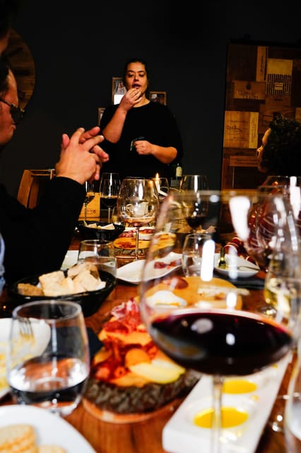 Lisbon: Premium Wine and Tapas Tasting Session - A premium Lisbon tasting that feels like dinner with a pro