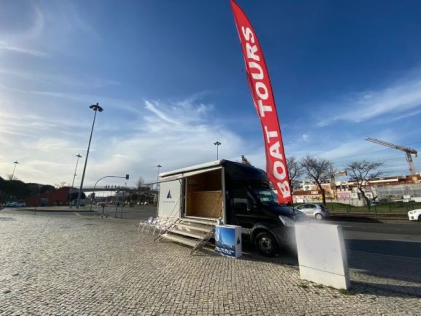 Lisbon: Private Catamaran Charter for up to 18-People - What a private Tagus catamaran gives you in 2 hours