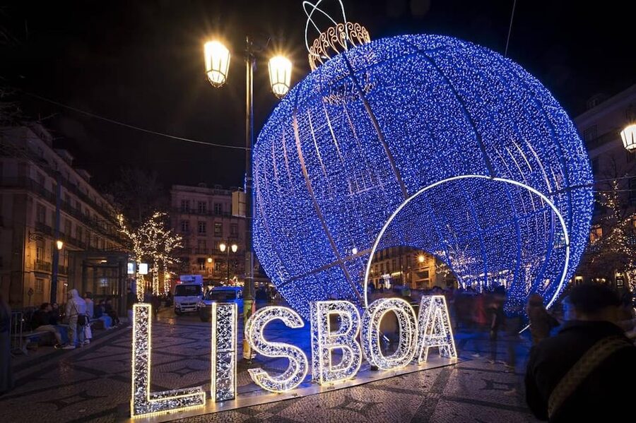 Lisbon: Private Christmas Lights Tour by Eco Tuk Tuk - Chiado at night: boutique streets and a clean view of the city