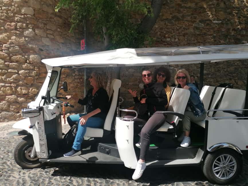 Lisbon: Private City Tour in Alfama and Chiado with Tuk Tuk - Chiado and Baixa: where Lisbon’s style meets its street life