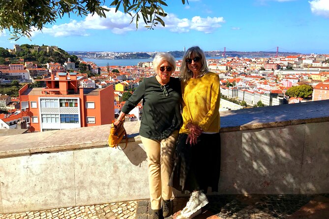 Lisbon Private Deluxe Half Day City Tour - A Tagus-river fortress moment and the Discoveries exteriors