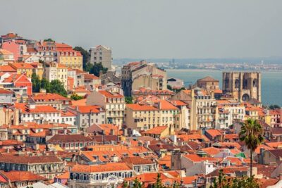 Lisbon Private Driver and Customizable Tour