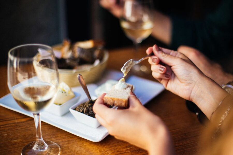 Lisbon: Private Evening Tour with Drinks & Bites in Alfama - Private Guide Value: Why This Costs More Than a Group Tasting