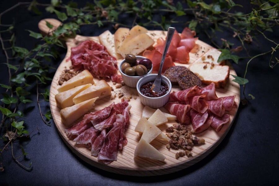 Lisbon: Private Food & Wine City Tour by Eco Tuk Tuk - Who This Tour Fits Best in Your Lisbon Plans