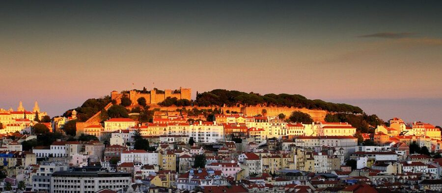 Lisbon: Private Full Day City Tour - Christ the King: the view stop that makes the whole route make sense