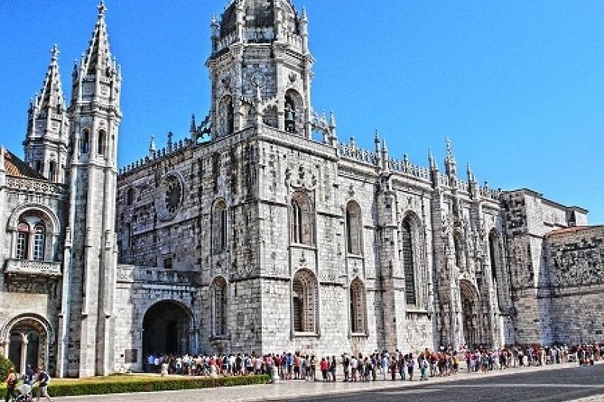 Lisbon Private Full Day Sightseeing Tour - Castle of São Jorge: Best First Stop for Views and Orientation