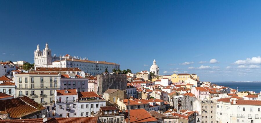 Lisbon: Private Guided Electric Tuk Tuk Tour with Tastings - Key things that make this tour worth your time