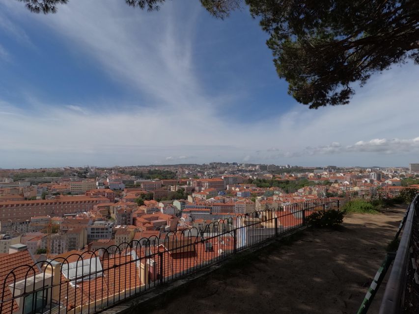 Lisbon:Private guided historical sightseeing Tour by TUK-TUK - Key takeaways before you book
