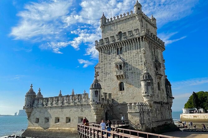 Lisbon Private Guided Tour with a Local and Tuk Tuk Ride - Praça do Comércio to Chiado: Tagus breeze and a change of mood
