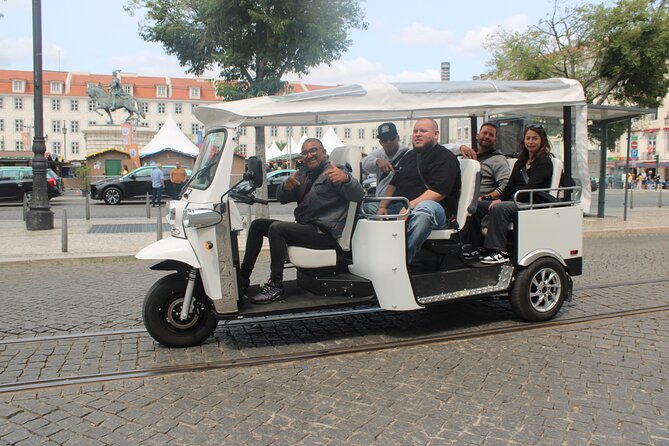Lisbon: Private Half Day Electric Quad Tour & Tuk-tuk - Santa Luzia and Portas do Sol: two classic viewpoints, one smooth plan