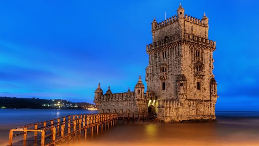 Lisbon: Private Luxury Tour to Belém, Cristo Rei and Alfama. - Belém in one compact run: Jerónimos, Tower, and Discoveries monuments