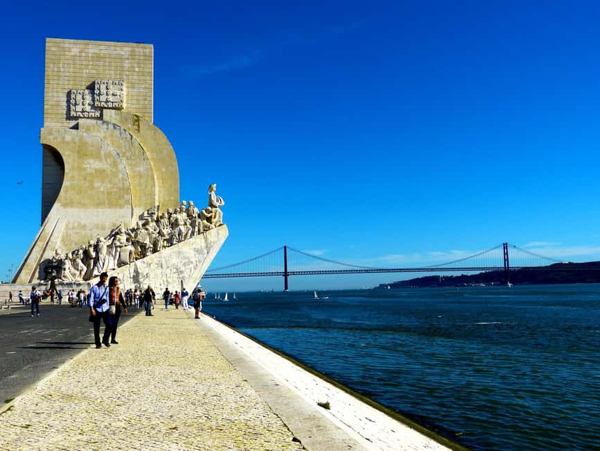 Lisbon: Private Luxury Tour to Belém, Cristo Rei and Alfama. - Eduardo VII Park and the transition into São Jorge’s zone