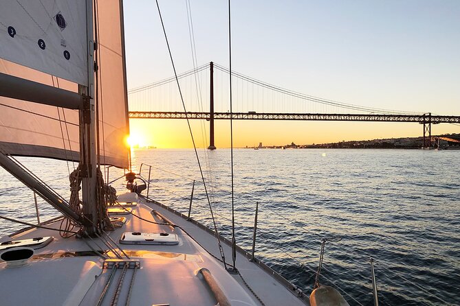 Lisbon: Private Sailing Tour Along the Tagus River - Sailing with Sal: a private crew that makes it easy