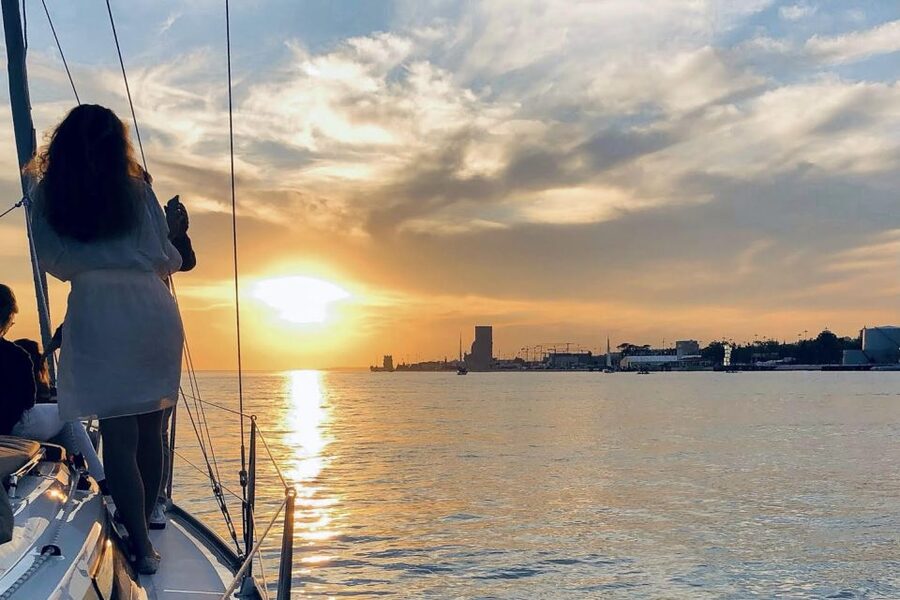 Lisbon: Private Tagus River Sunset Cruise on a Luxury Boat - Key highlights worth your attention