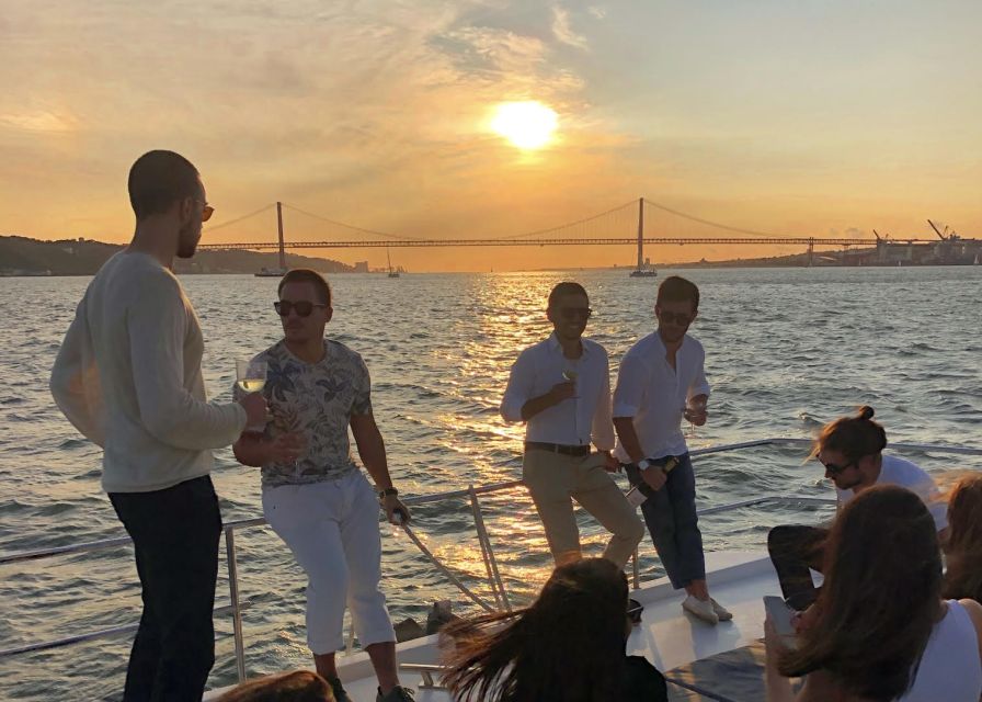 Lisbon: Private Tagus River Sunset Cruise on a Luxury Boat - Who this cruise is perfect for