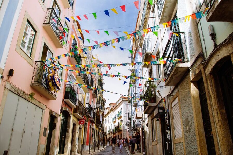 Lisbon: Private Tour with Locals – Highlights & Hidden Gems - Church of São Roque, an art and culture stop you can actually fit
