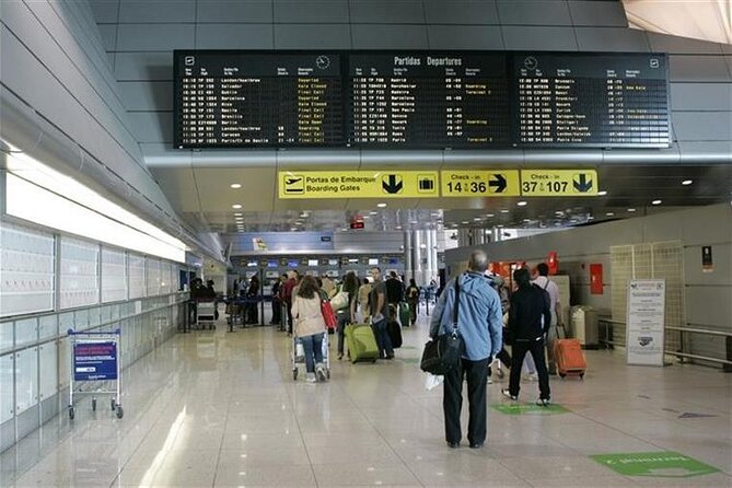 Lisbon Private Transfers: Airport, Cruise, Hotel, Point to Point. - Why a Lisbon private transfer beats the taxi scramble