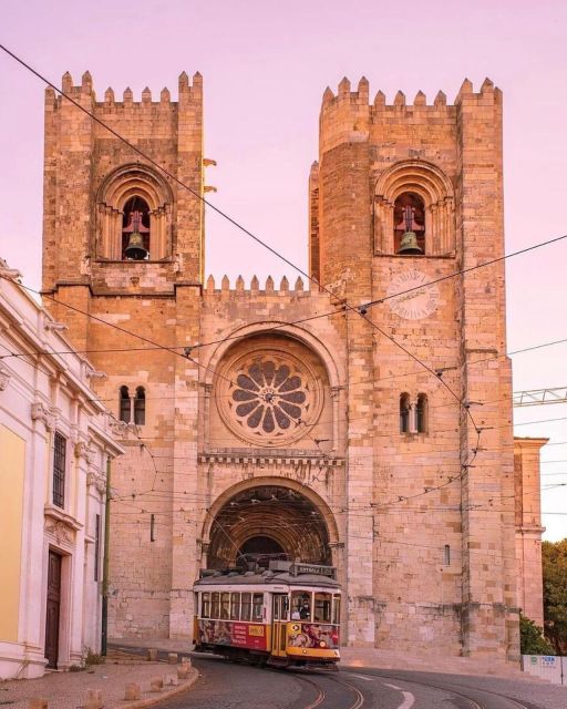 Lisbon: Private Tuk-Tuk City Tour With Local Guide - Santa Engracia Pantheon and Santa Apolónia, Lisbon’s Church Stops That Matter