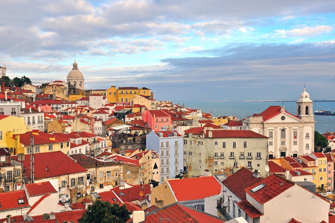 Lisbon Private Tuk Tuk Tour and Hotel Pickup: 2, 3, or 4 Hours - Sé de Lisboa and the miradouros: viewpoints that justify the stairs