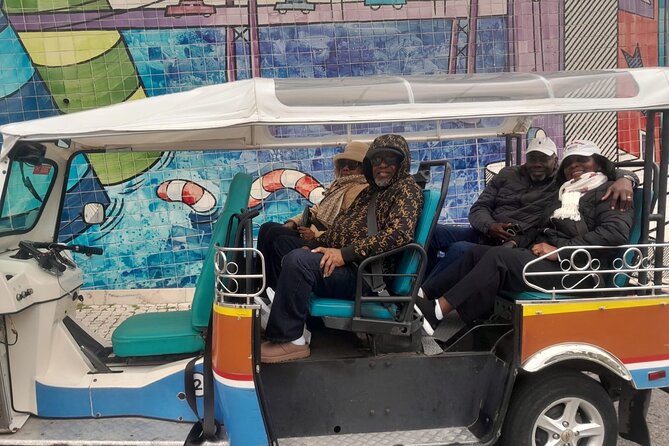 Lisbon-Private Tuk Tuk Tour With Free Hotel Pickup & Drop off - Alfama and Mouraria to Castelo viewpoints, step by step