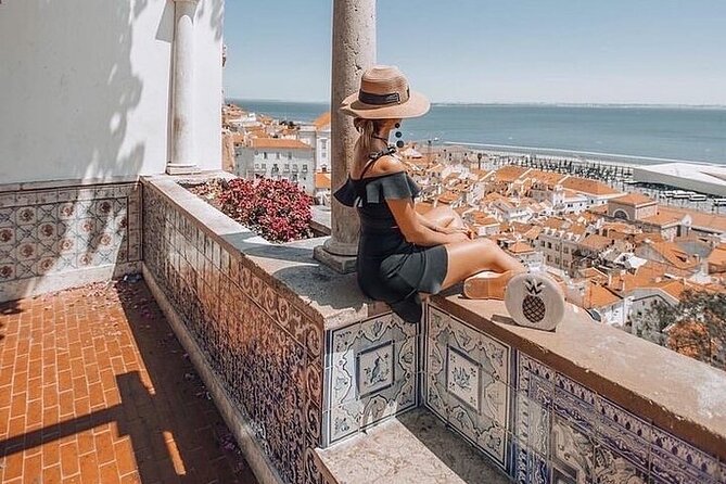 Lisbon-Private Tuk Tuk Tour With Free Hotel Pickup & Drop off - Guides and pacing: where the tour shines