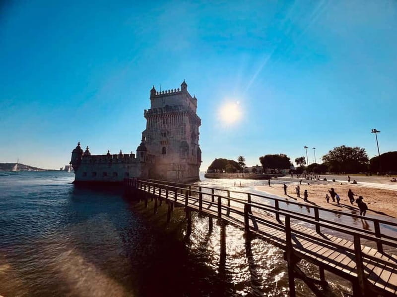 Lisbon: Private Tuk Tuk Tour with Polaroid Photos - Polaroid photos: a fun souvenir with one real weather catch