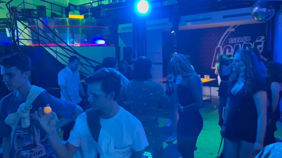 Lisbon Pub Crawl: Unlimited Drinks, Shots & V.I.P Club Entry - The Lisbon Pub Crawl Vibe: Built for Social Energy