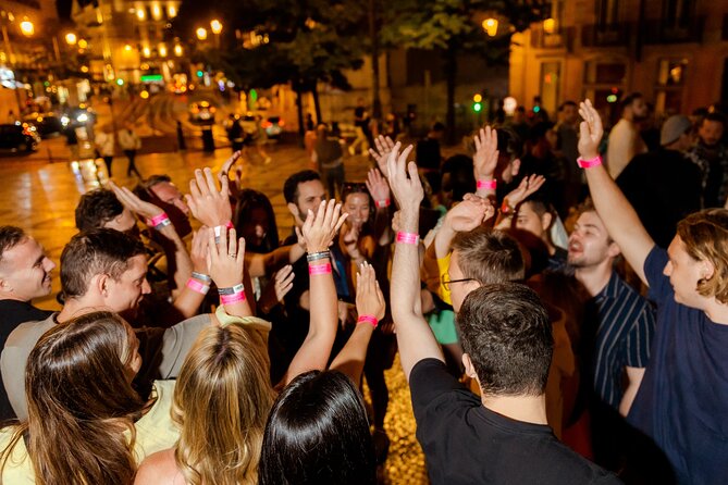 Lisbon: Pub Crawl with Open Bar, Shots & VIP Club Entry - Why this Lisbon pub crawl feels made for your first night out