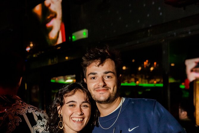 Lisbon: Pub Crawl with Open Bar, Shots & VIP Club Entry - Where you start, and how the first leg sets the tone