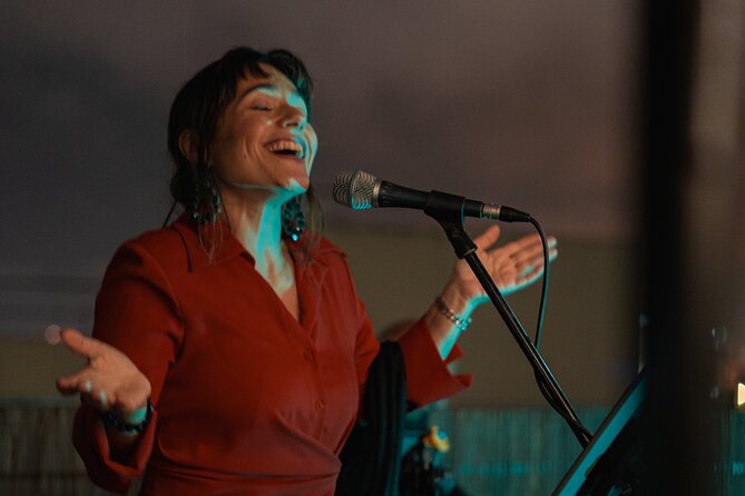 Lisbon: Rooftop Wine Tasting with Live Traditional Fado - Rooftop check-in at Fontes Pereira de Melo, 9th floor