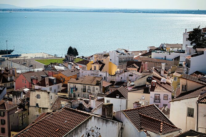 Lisbon's 7 Hills on Tuk-Tuk - Stop 1: Church of St. Anthony, then a Romanesque moment you can optionally enter