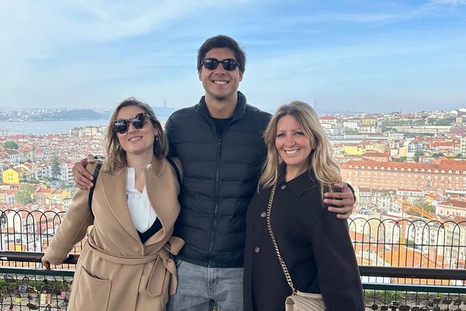 Lisbon's Old Town Private Tuk Tuk Tour (1 Hour and 30 Minutes) - Alfama and Graça: viewpoints plus neighborhood feel in minutes