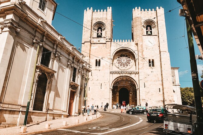 Lisbon's Old Town Private Tuk Tuk Tour (1 Hour and 30 Minutes) - Igreja de Sao Vicente de Fora and the Augustinian Monastery stop