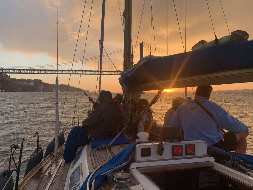 Lisbon: Sailboat Sunset Tour with a Drink - Key things I’d remember before you book