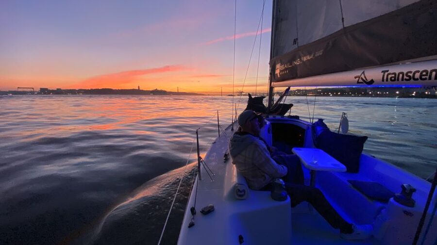 Lisbon: Sailboat Tour w/ Local Guide and Open Bar Green Wine - A 33-foot sailboat that avoids the big-tour feeling