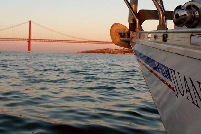 Lisbon Sailing Tour: 2-Hour Cultural Scenic Cruise with Wine - The river views that make the cruise feel special