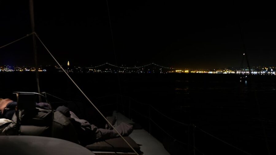 Lisbon: Sailing Tour by Night - Should you book this Lisbon sailing tour by night?