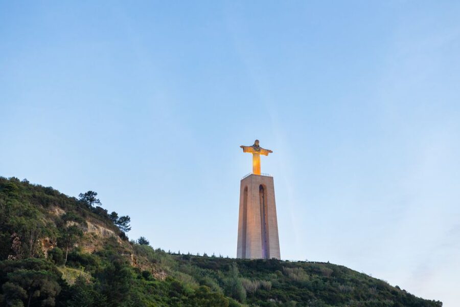 Lisbon: Sailing Tour on the Tagus River - Help the crew sail, or keep it calm on deck