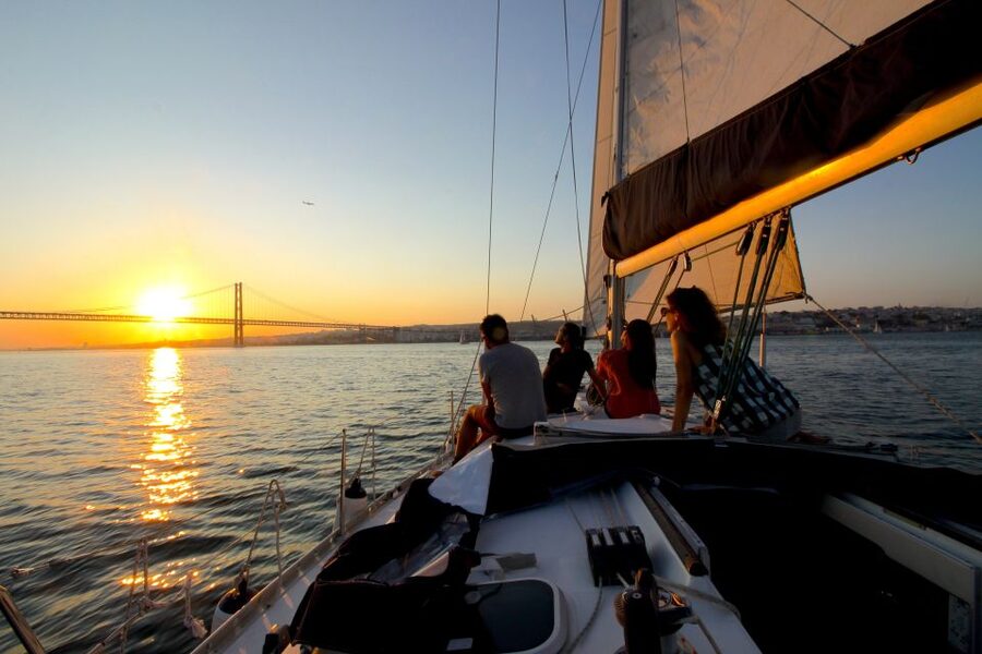 Lisbon: Sailing Tour with Wine and Snacks - Key highlights worth your attention