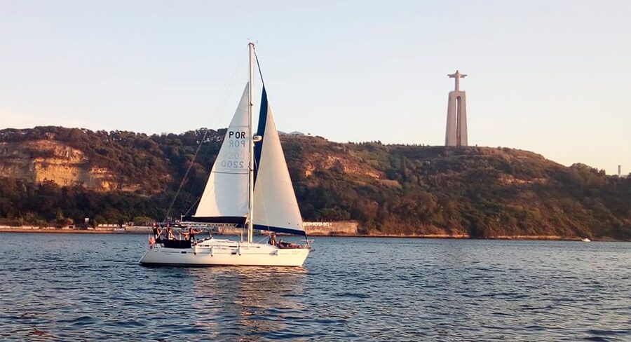 Lisbon: Sailing Tour with Wine and Snacks - From Doca de Alcântara to Praça do Comércio: Getting Oriented Fast