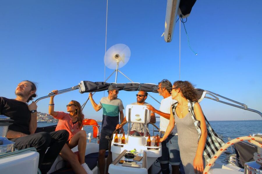 Lisbon: Sailing Tour with Wine and Snacks - Weather, Clothing, and Safety Comfort on the Water