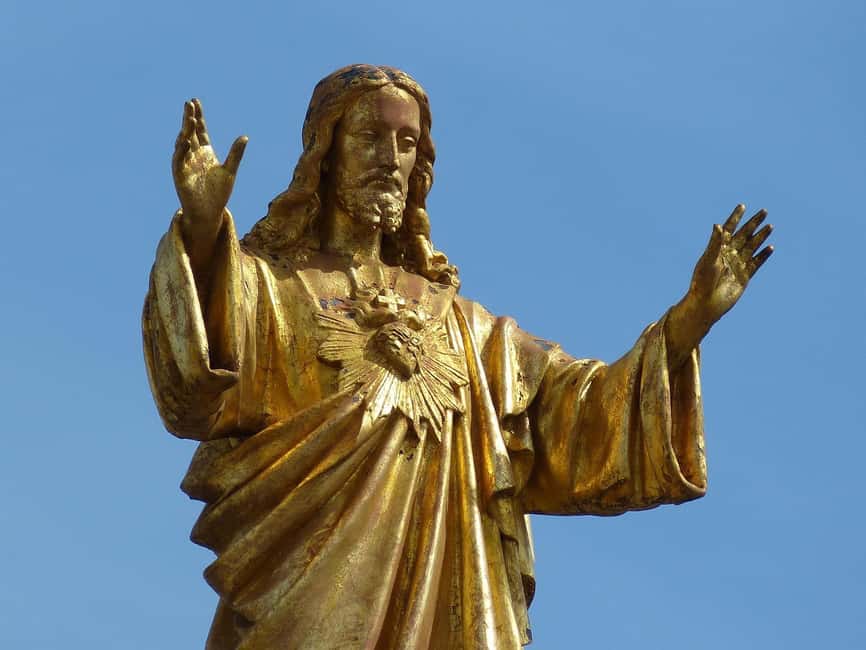 Lisbon: Sanctuary Fátima & Little Shepperd Town Guide Tour - Key highlights you will actually care about