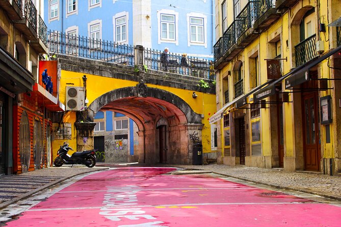 Lisbon Secrets of the Freemasons: Exploration Game and Tour - The self-guided format: what it feels like on the ground