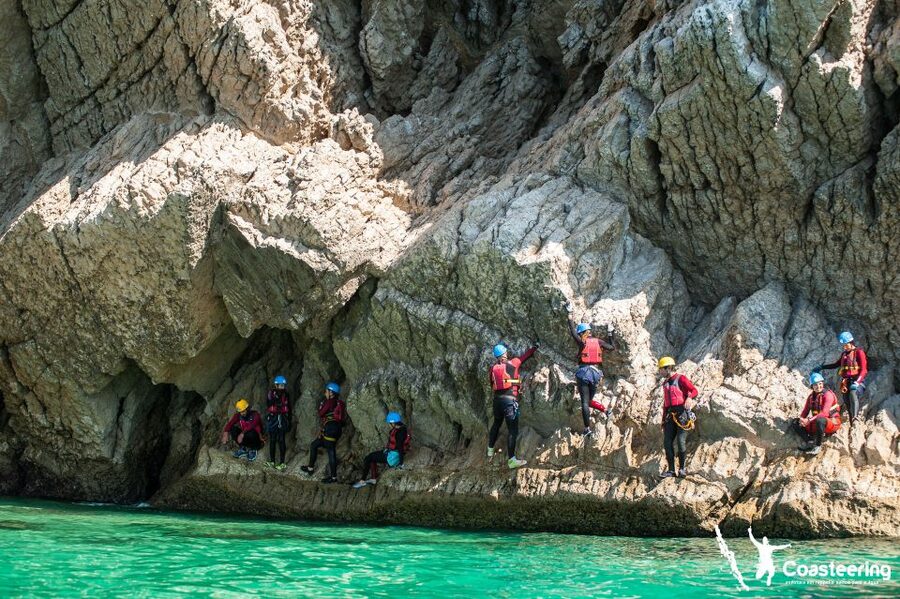 Lisbon: Sesimbra/Arrábida Natural Park Coasteering Adventure - Key things I’d put on your radar
