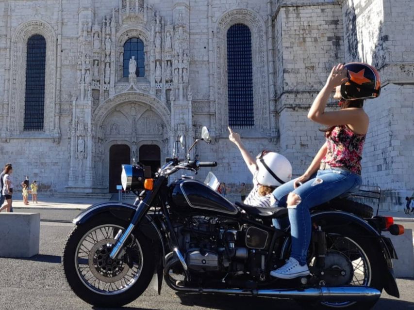 Lisbon: Sidecar Tour - First Stop: Meet Your Guide and Choose Your Riding Spot